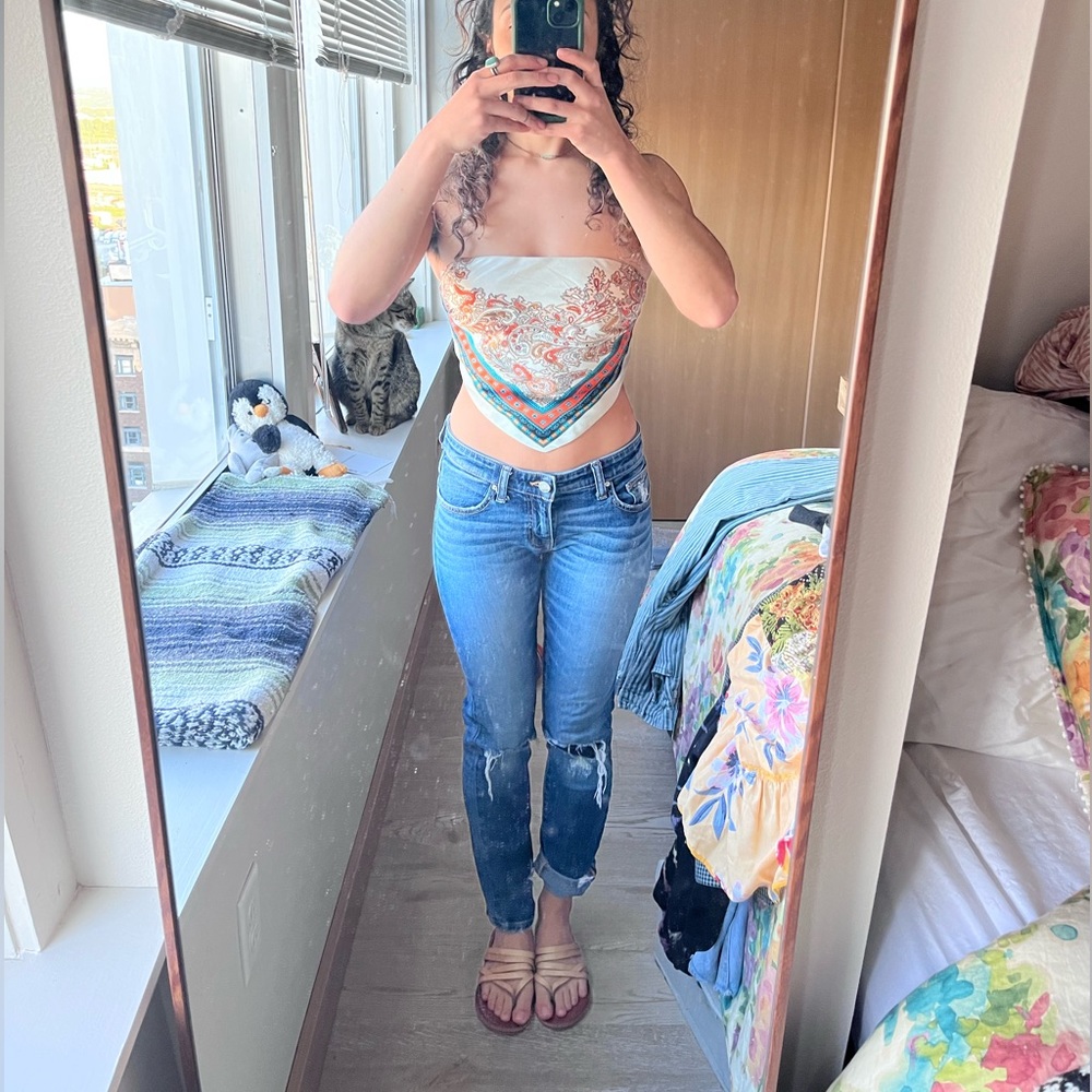 Scarf top